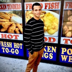 Meet your Posher, Sergio carlos